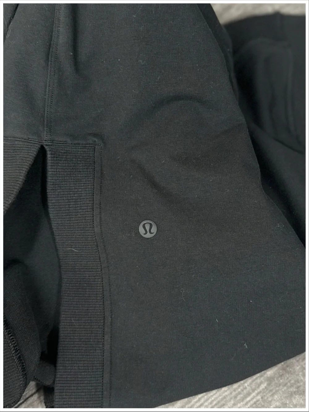Lululemon Sleeveless French Terry Dress in Black ~ Size 4 ~ Item #X7